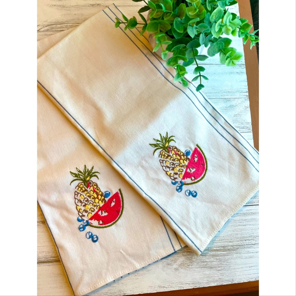 Vintage embroidered fruit napkins